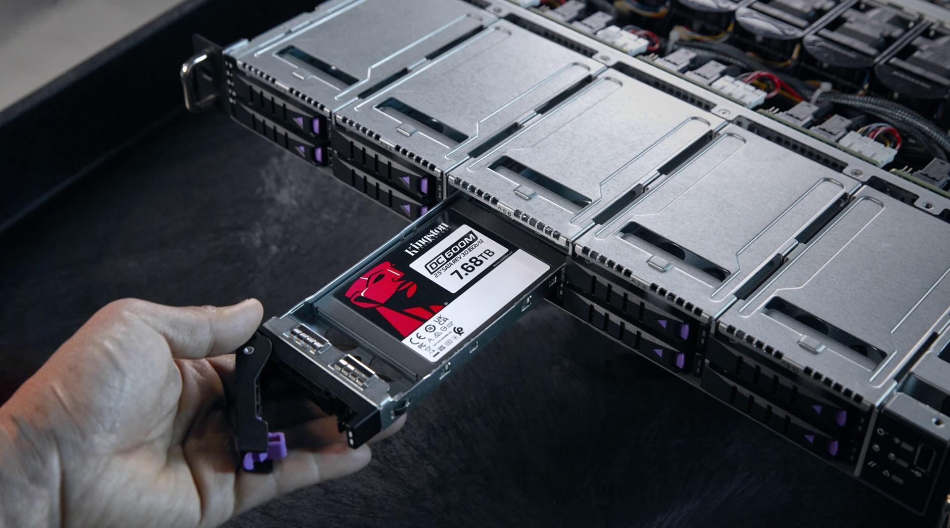Ssd Harddisk Kingston Dc600m Sata Mixed Use på Afbetaling